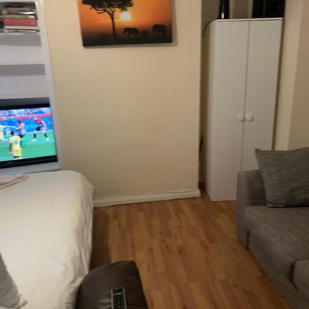 Strand Beach View House Джиллингем Экстерьер фото